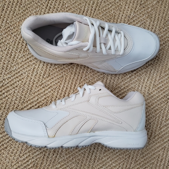 Nwot Reebok DMXRIDE Sneakers sz 7 - Picture 1 of 6